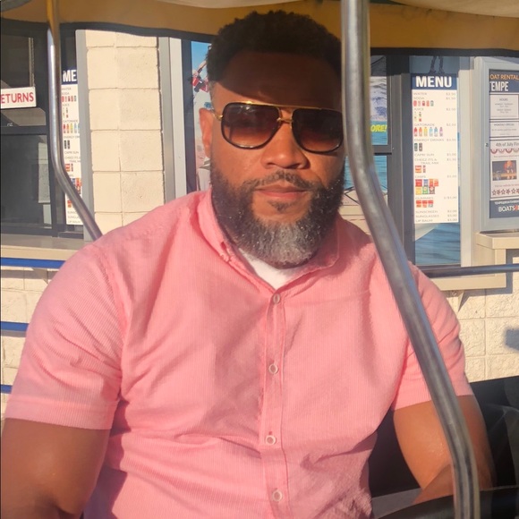 Meet your Posher, Dave - Picture 1 of 1